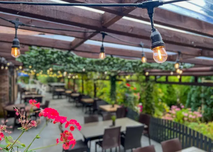 Holiday home Freedom Lodge Great Ayton With Hot Tub And Onsite Bistro