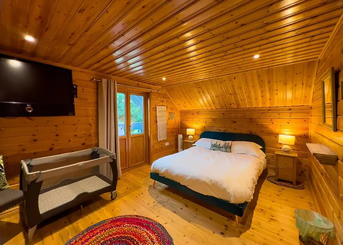 Freedom Lodge Great Ayton With Hot Tub And Onsite Bistro Holiday home