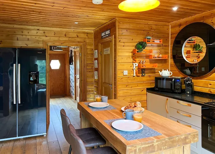 Holiday home Freedom Lodge Great Ayton With Hot Tub And Onsite Bistro Great Ayton