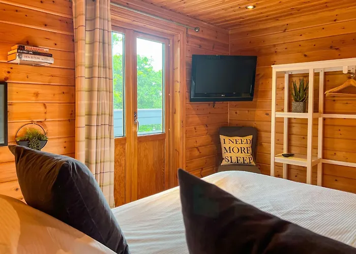 Freedom Lodge Great Ayton With Hot Tub And Onsite Bistro