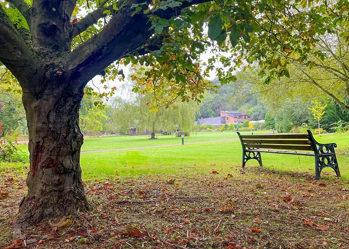 Freedom Lodge Great Ayton With Hot Tub And Onsite Bistro Holiday home Great Ayton