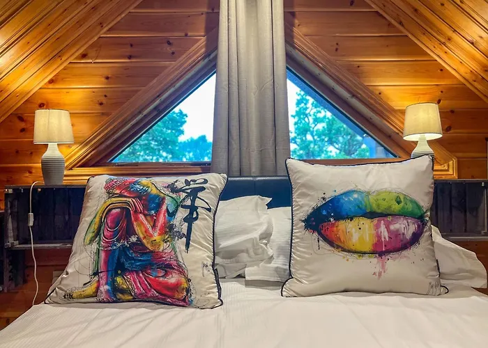 Freedom Lodge Great Ayton With Hot Tub And Onsite Bistro